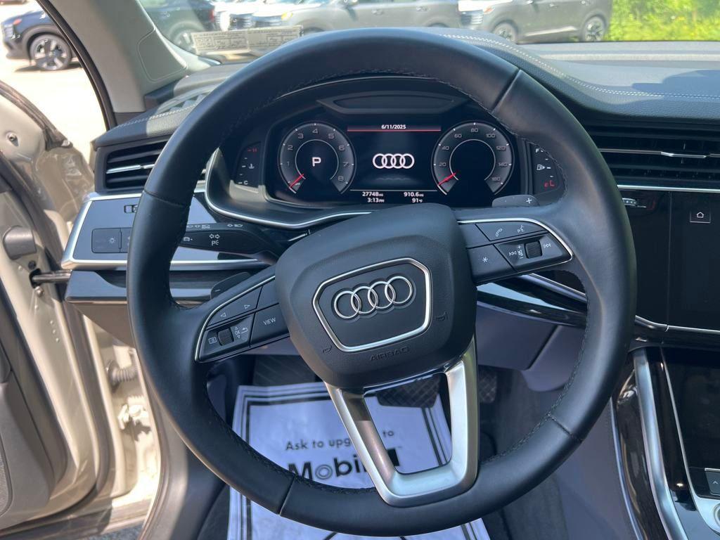 used 2024 Audi Q7 car, priced at $46,999