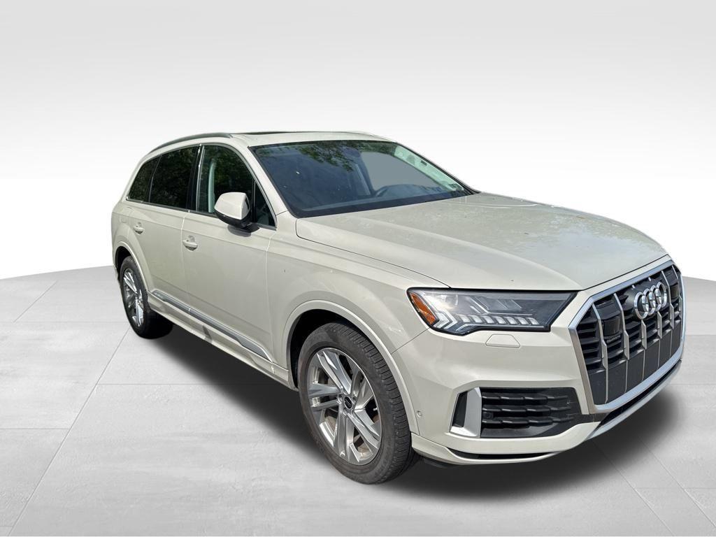 used 2024 Audi Q7 car, priced at $49,875