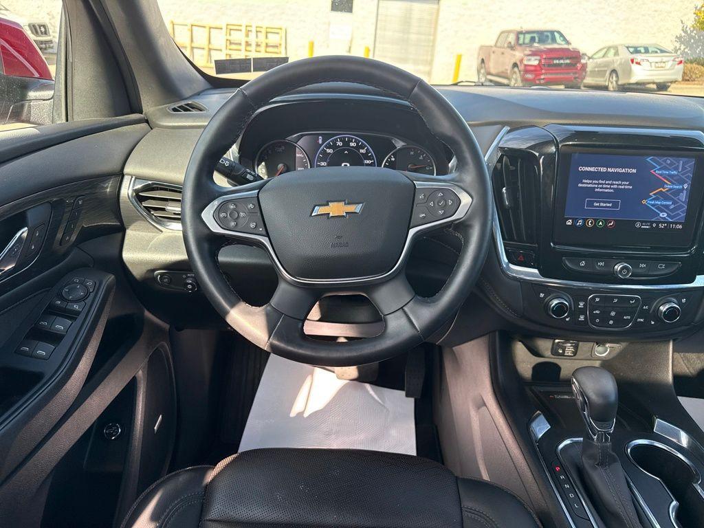 used 2023 Chevrolet Traverse car, priced at $39,982