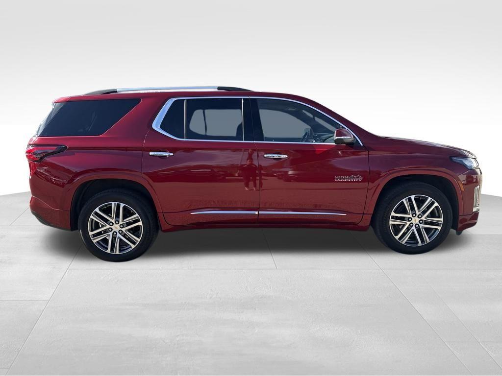 used 2023 Chevrolet Traverse car, priced at $39,982