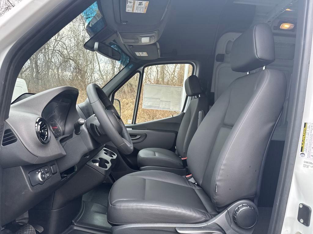 new 2025 Mercedes-Benz Sprinter 2500 car, priced at $56,742