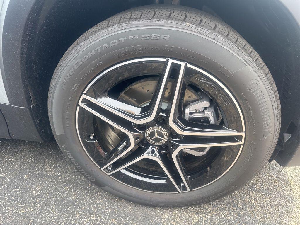 new 2025 Mercedes-Benz GLB 250 car, priced at $53,035