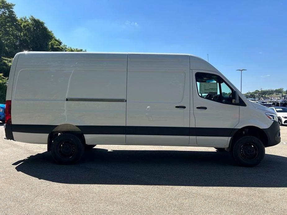 new 2024 Mercedes-Benz Sprinter 2500 car, priced at $76,822