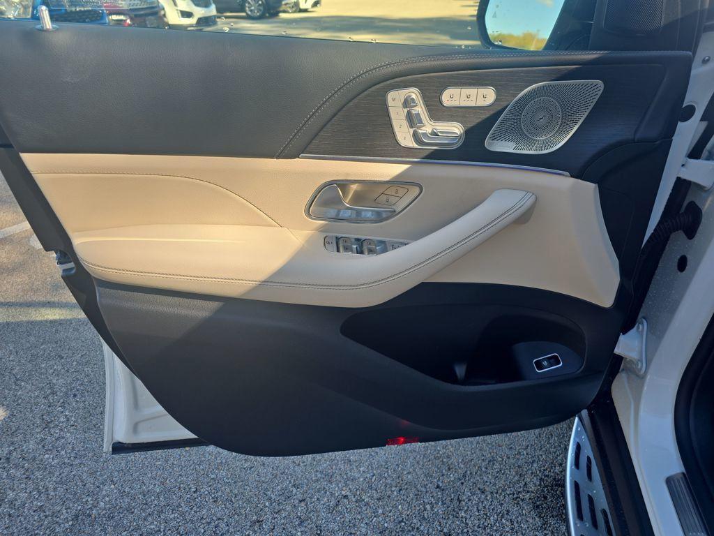 new 2026 Mercedes-Benz GLE 450 car, priced at $90,015