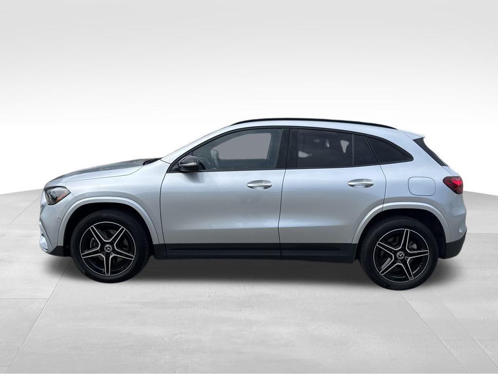 used 2025 Mercedes-Benz GLA 250 car, priced at $48,664