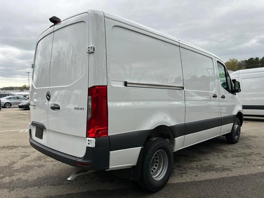 new 2024 Mercedes-Benz Sprinter 3500 car, priced at $58,045