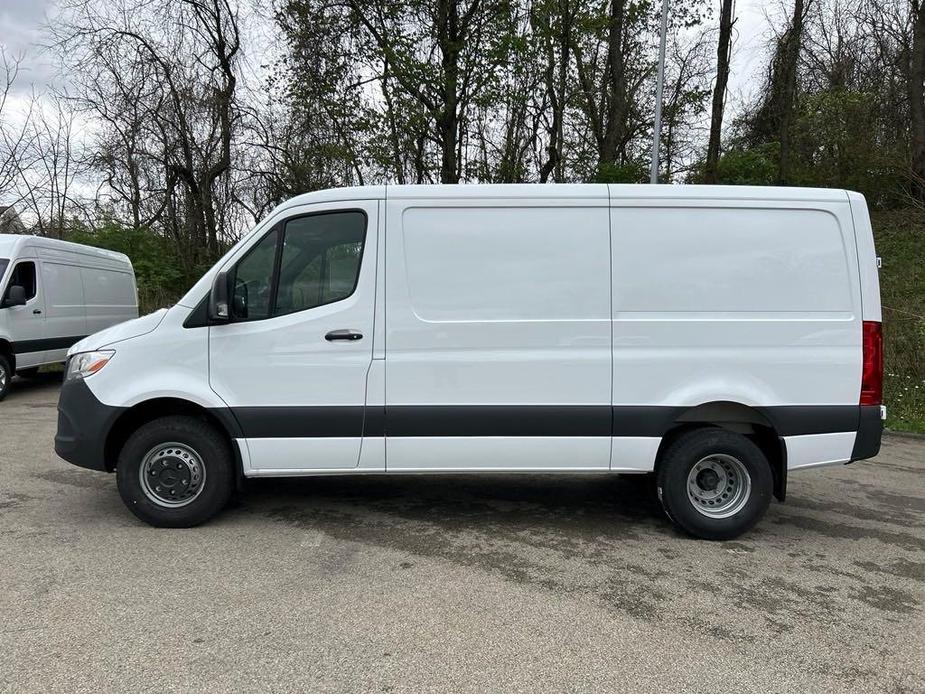 new 2024 Mercedes-Benz Sprinter 3500 car, priced at $58,045