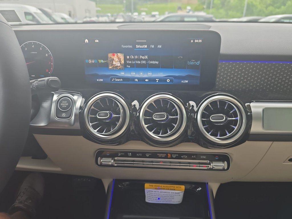 new 2025 Mercedes-Benz GLB 250 car, priced at $55,355