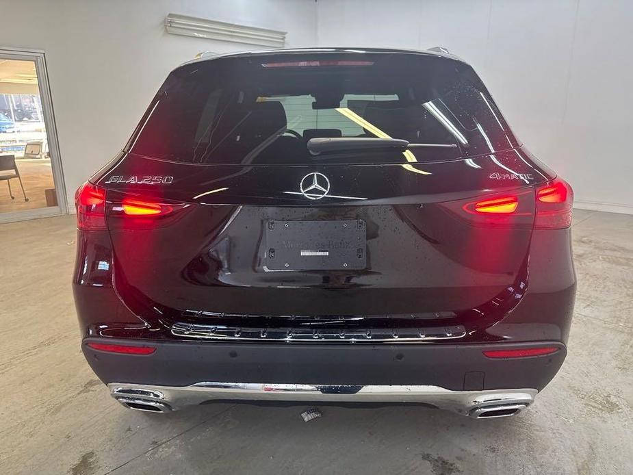 new 2025 Mercedes-Benz GLA 250 car, priced at $51,535