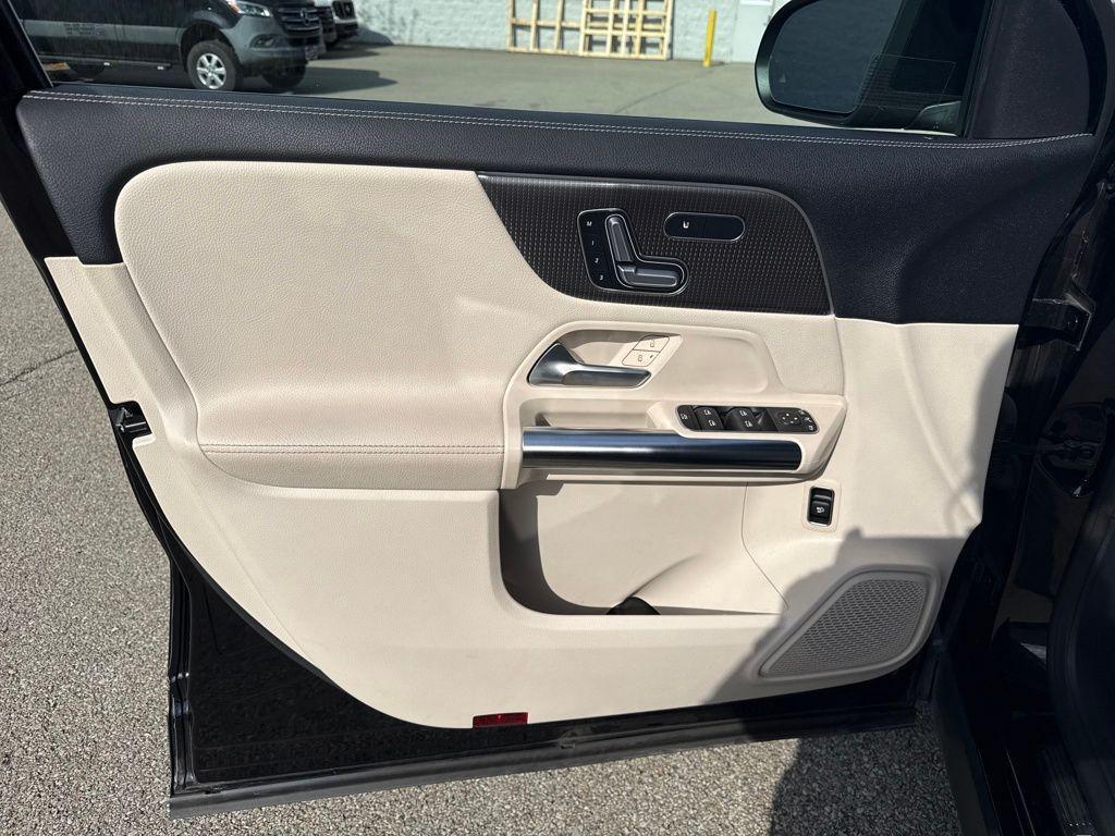 used 2021 Mercedes-Benz GLA 250 car, priced at $25,633