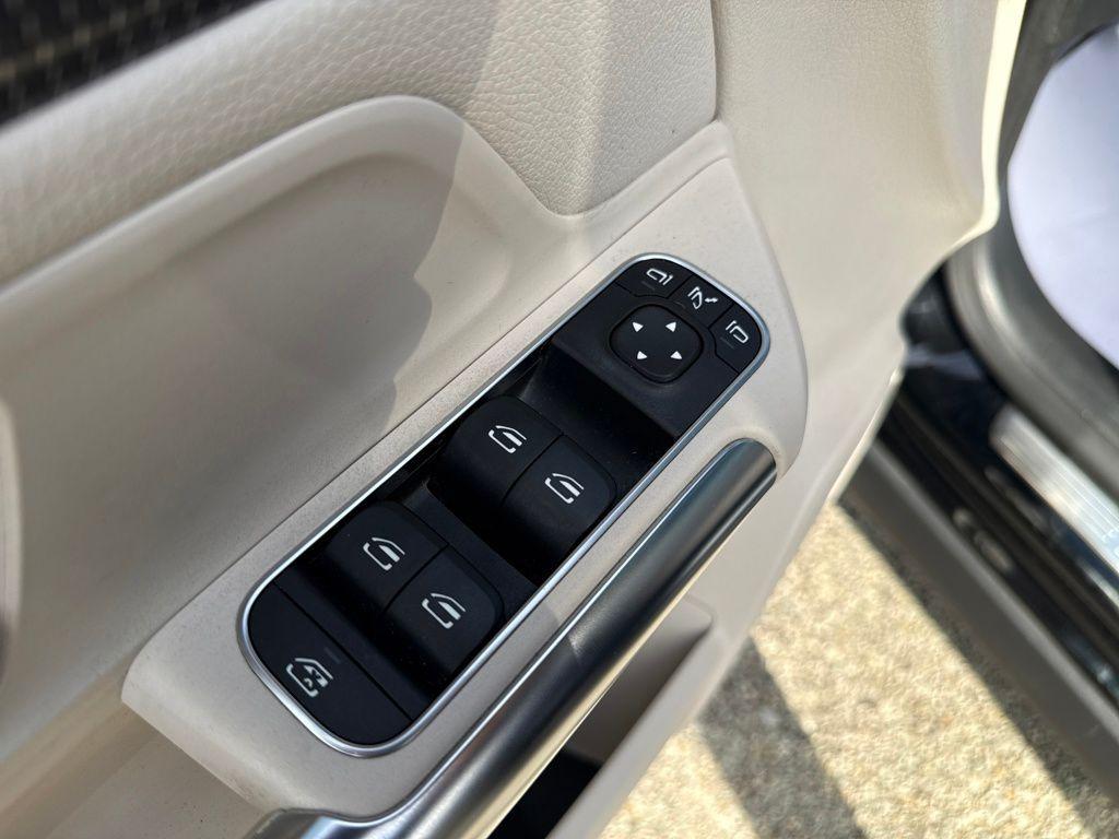 used 2021 Mercedes-Benz GLA 250 car, priced at $25,633