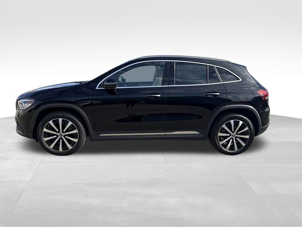 used 2021 Mercedes-Benz GLA 250 car, priced at $25,633