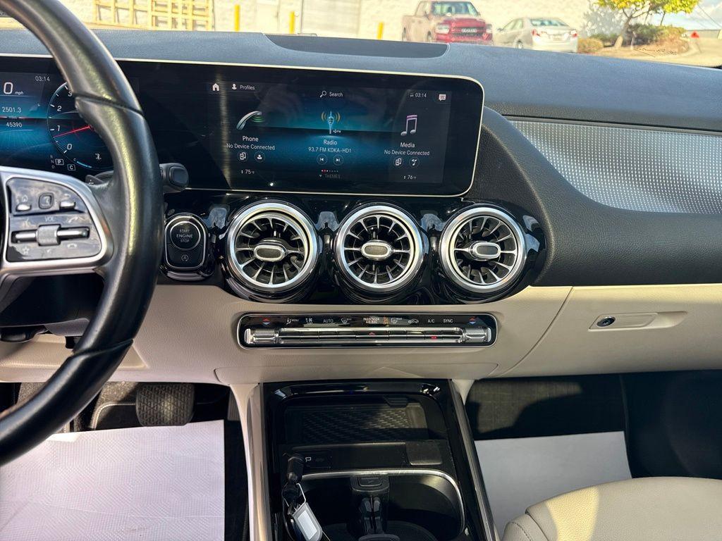 used 2021 Mercedes-Benz GLA 250 car, priced at $25,633