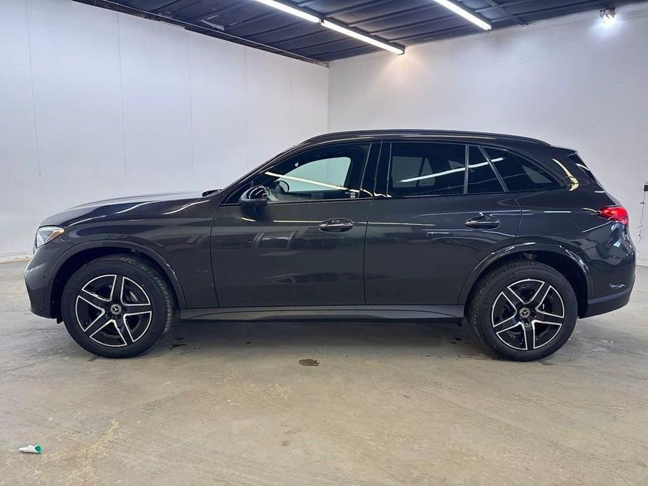 new 2025 Mercedes-Benz GLC 300 car, priced at $60,955