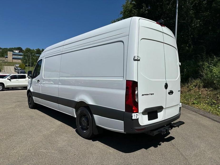 new 2024 Mercedes-Benz Sprinter 2500 car, priced at $71,318