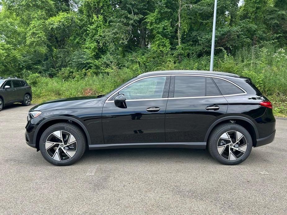 new 2024 Mercedes-Benz GLC 300 car, priced at $54,135