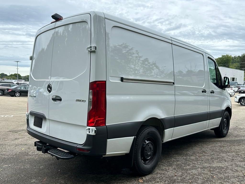 new 2025 Mercedes-Benz Sprinter 2500 car, priced at $55,611