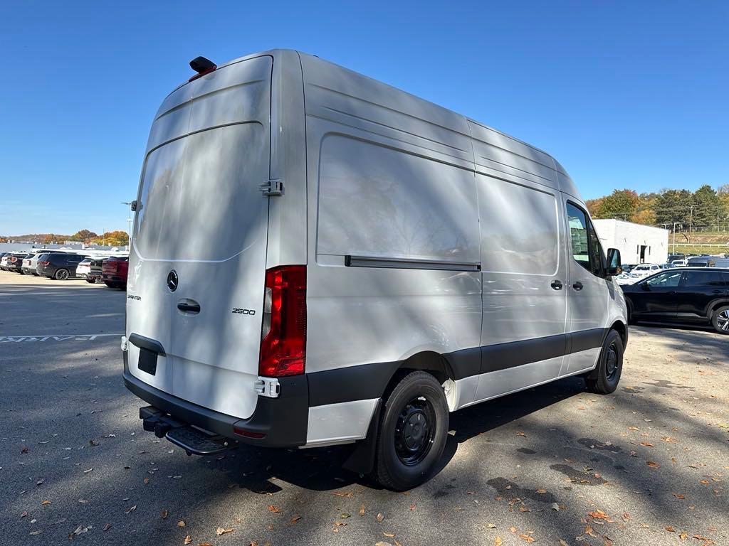 new 2025 Mercedes-Benz Sprinter 2500 car, priced at $65,808