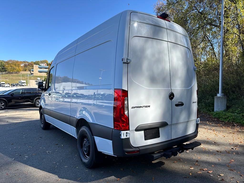 new 2025 Mercedes-Benz Sprinter 2500 car, priced at $65,808