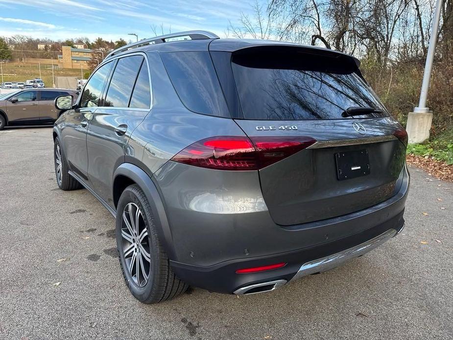 new 2025 Mercedes-Benz GLE 450 car, priced at $81,925