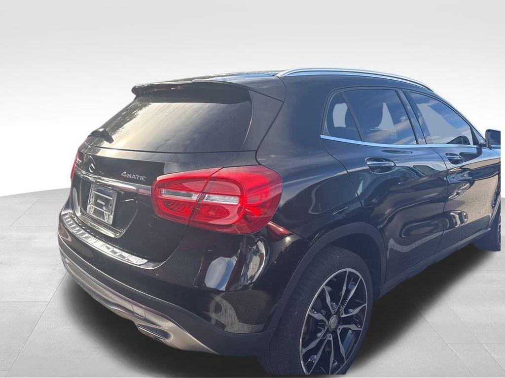 used 2017 Mercedes-Benz GLA 250 car, priced at $19,844