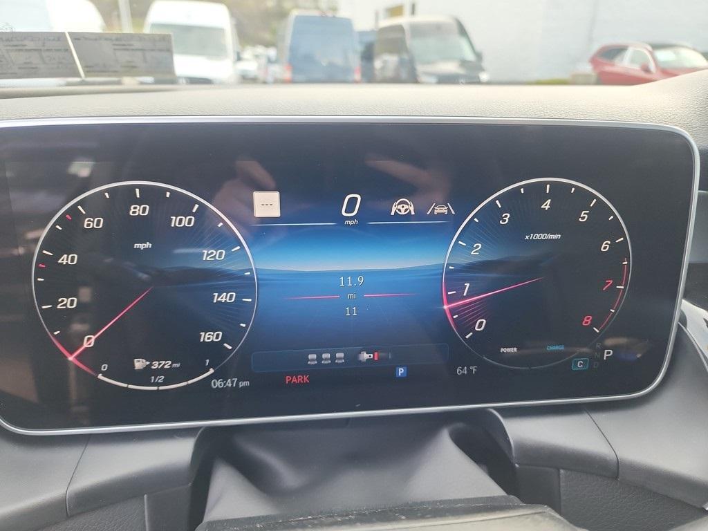 new 2025 Mercedes-Benz GLC 300 car, priced at $59,055