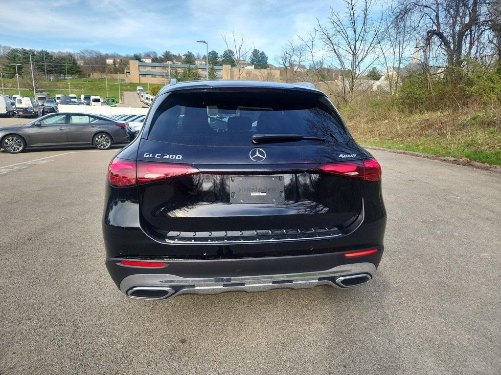 new 2025 Mercedes-Benz GLC 300 car, priced at $59,055