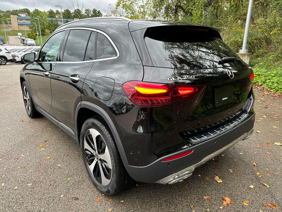 new 2025 Mercedes-Benz GLA 250 car, priced at $53,365