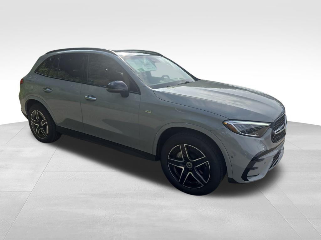 new 2025 Mercedes-Benz GLC 350e car, priced at $72,270