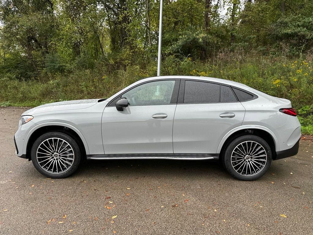 new 2025 Mercedes-Benz GLC 300 car, priced at $68,110