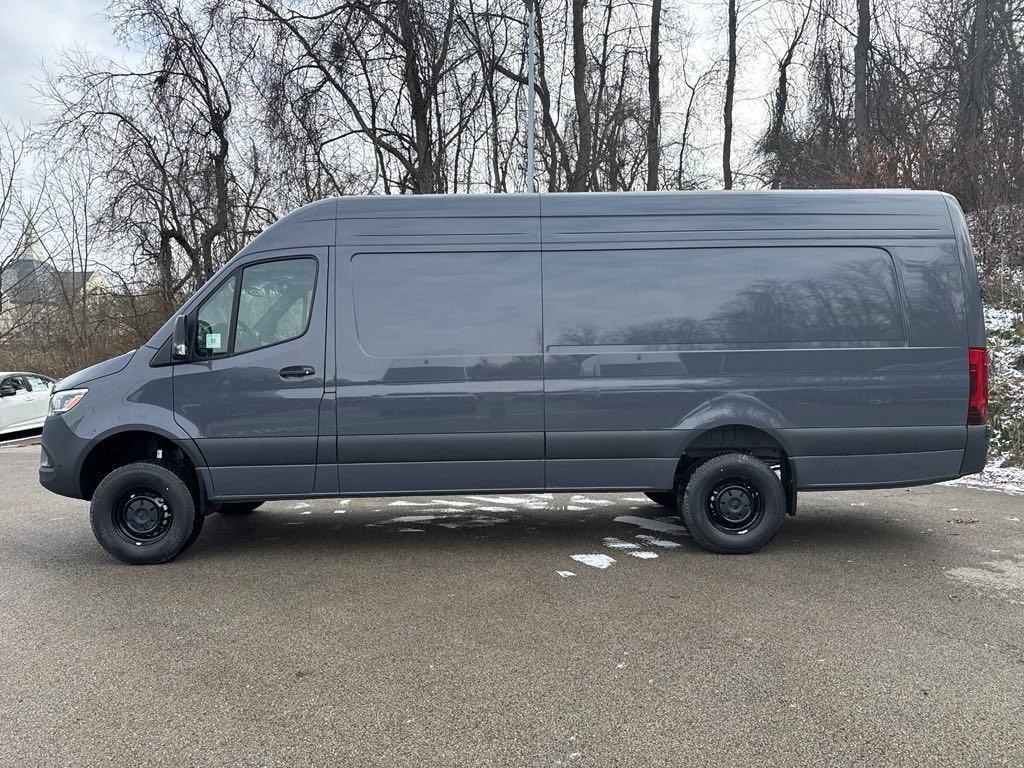 new 2025 Mercedes-Benz Sprinter 2500 car, priced at $89,683