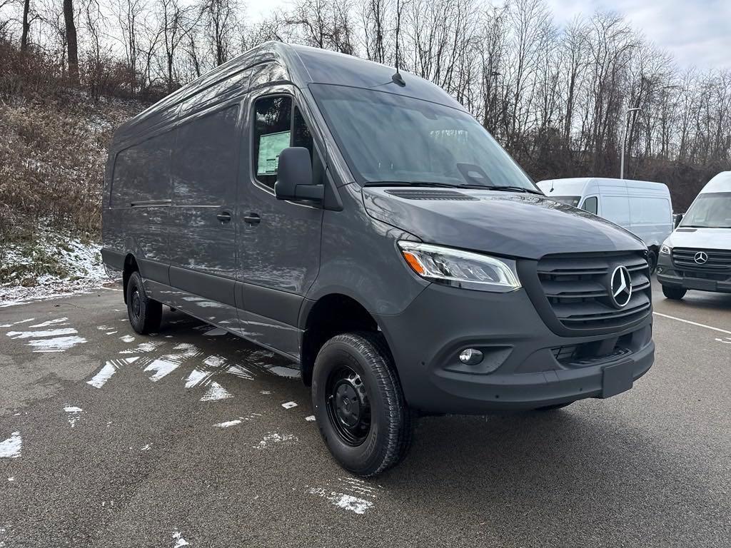 new 2025 Mercedes-Benz Sprinter 2500 car, priced at $89,683