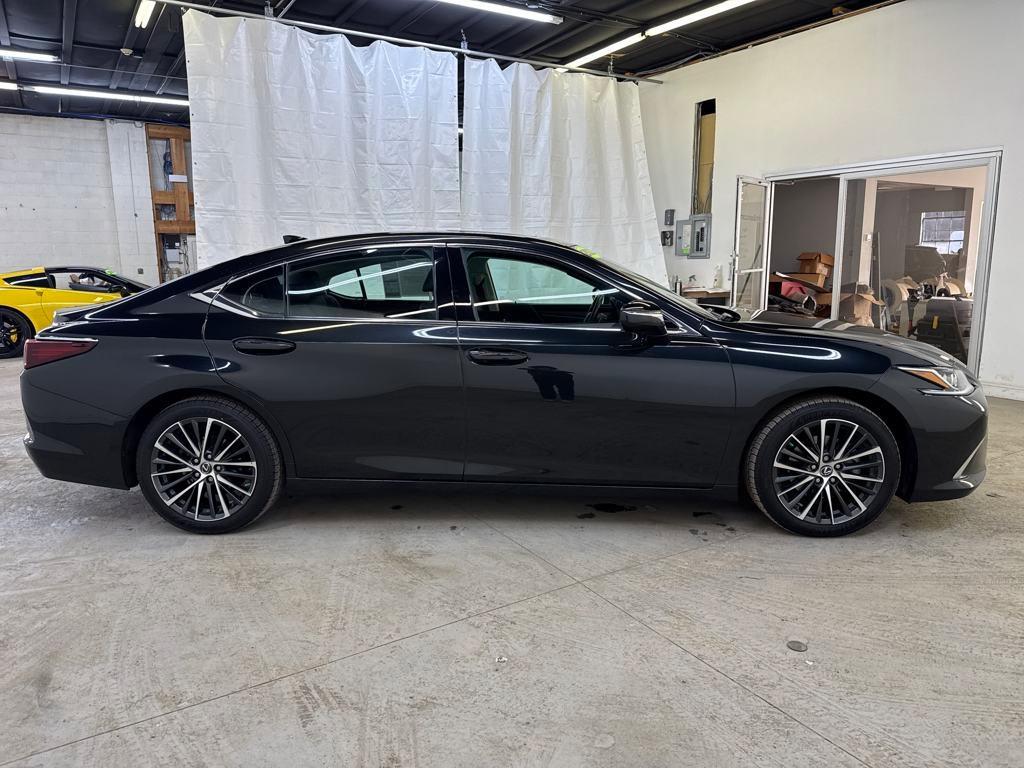 used 2022 Lexus ES 350 car, priced at $31,930