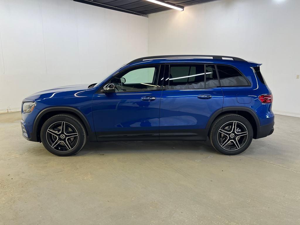 new 2025 Mercedes-Benz GLB 250 car, priced at $57,270