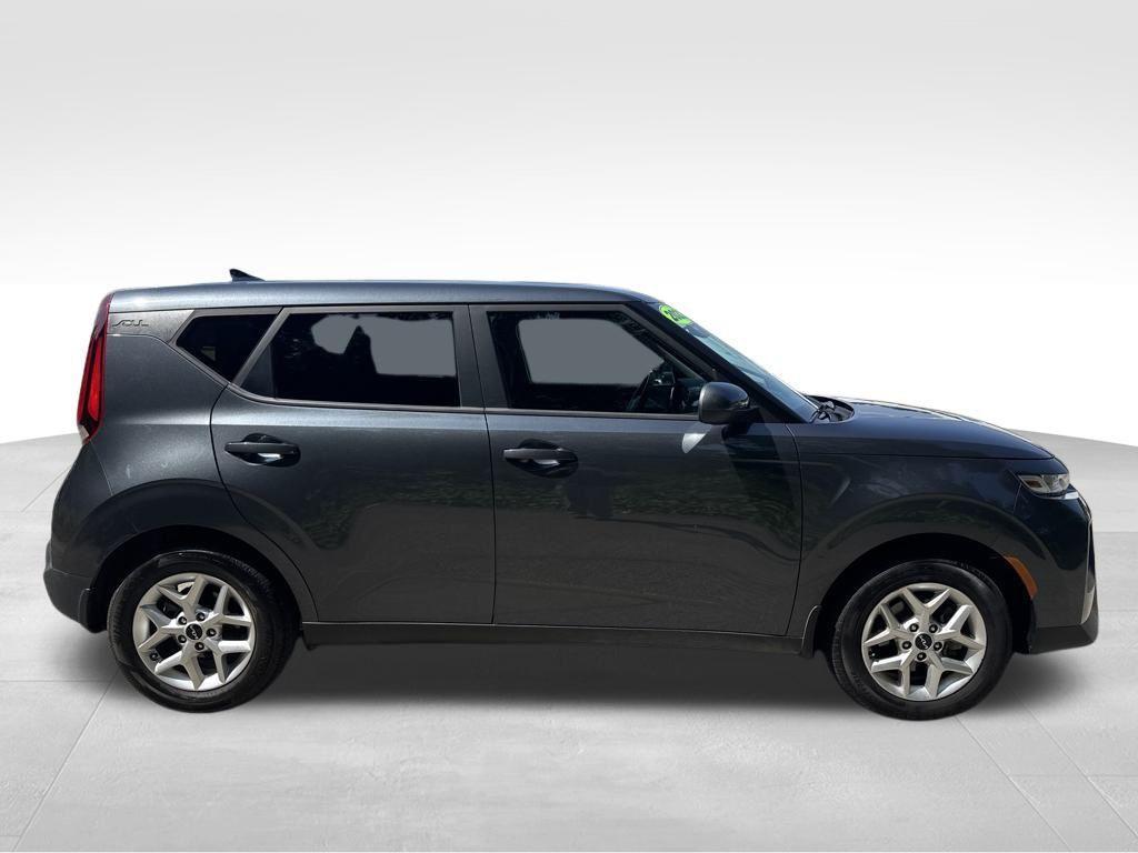 used 2022 Kia Soul car, priced at $16,533