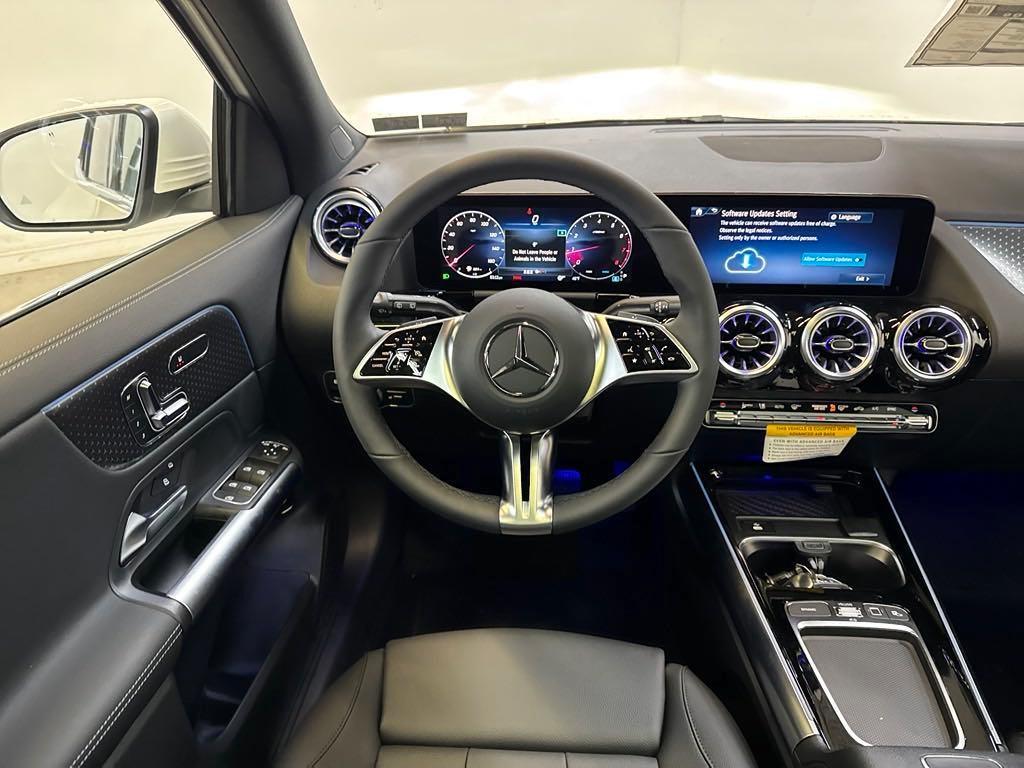 new 2025 Mercedes-Benz GLA 250 car, priced at $49,265