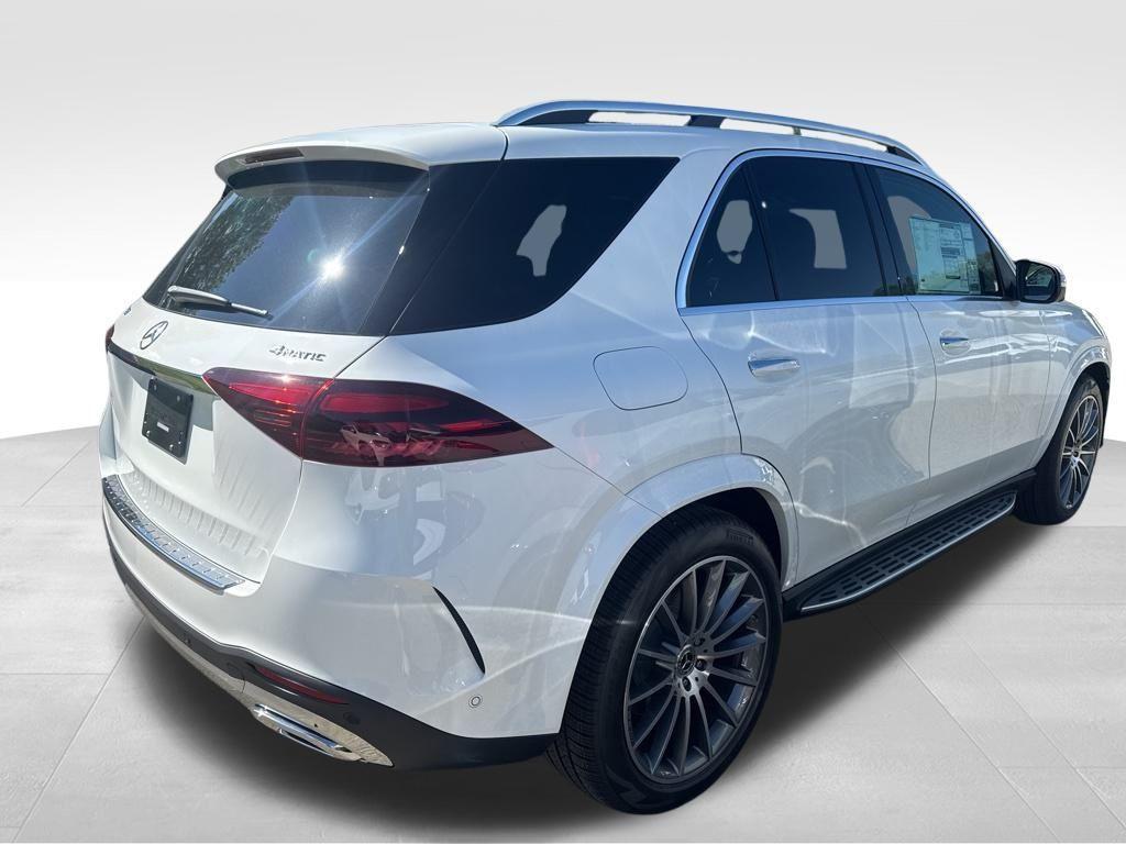 new 2025 Mercedes-Benz GLE 450 car, priced at $84,305
