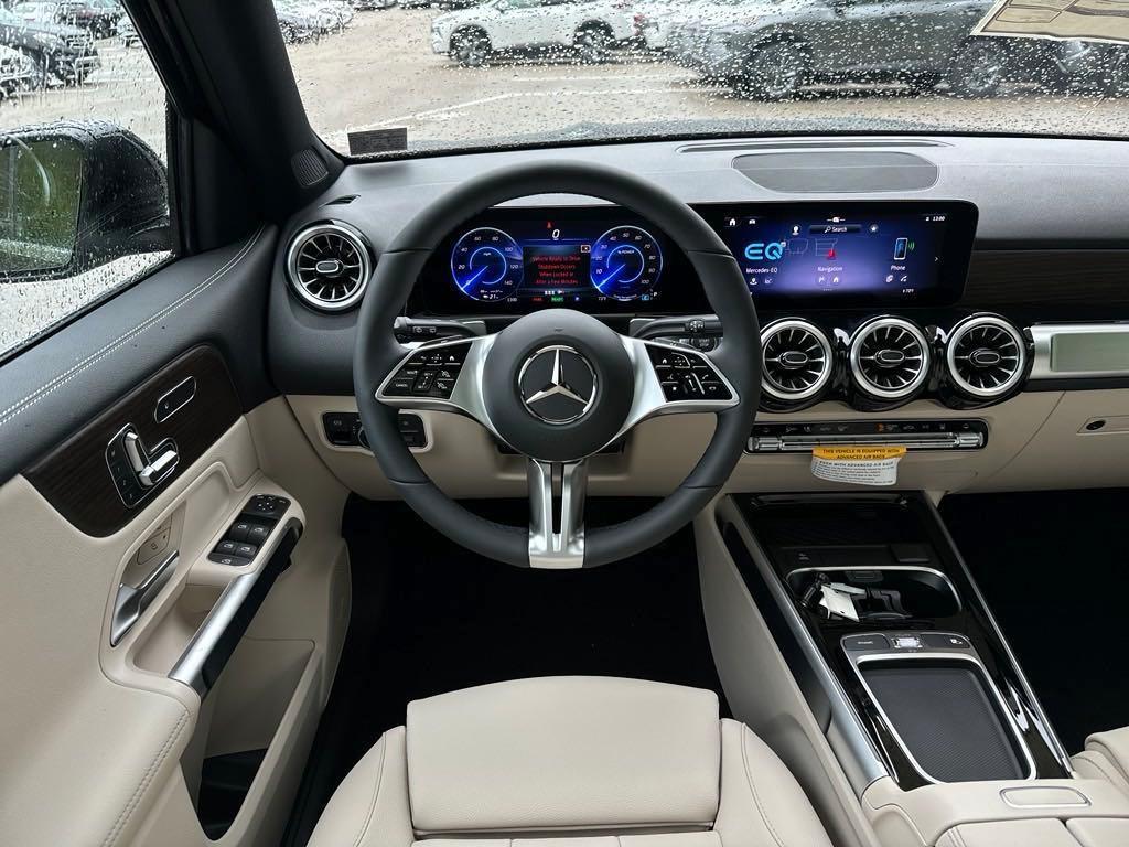 new 2024 Mercedes-Benz EQB 250 car, priced at $57,290