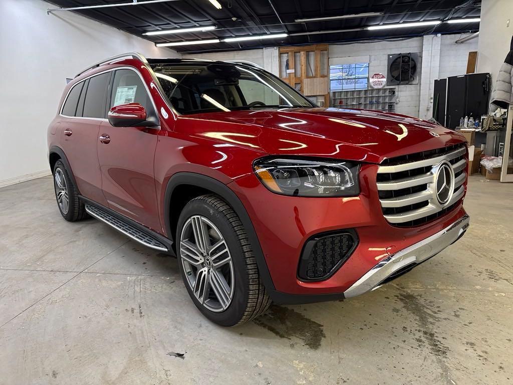 new 2025 Mercedes-Benz GLS 450 car, priced at $98,460