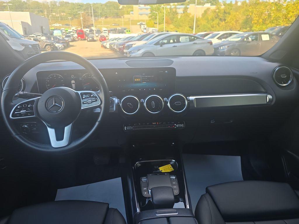 used 2021 Mercedes-Benz GLB 250 car, priced at $26,311