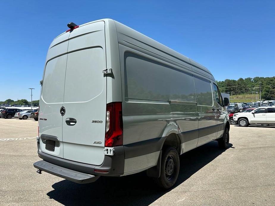 new 2024 Mercedes-Benz Sprinter 2500 car, priced at $76,913