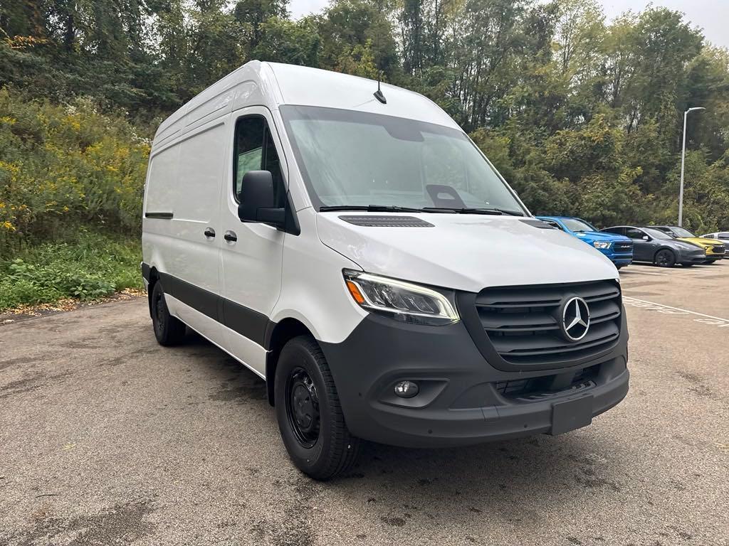 new 2025 Mercedes-Benz Sprinter 2500 car, priced at $67,871