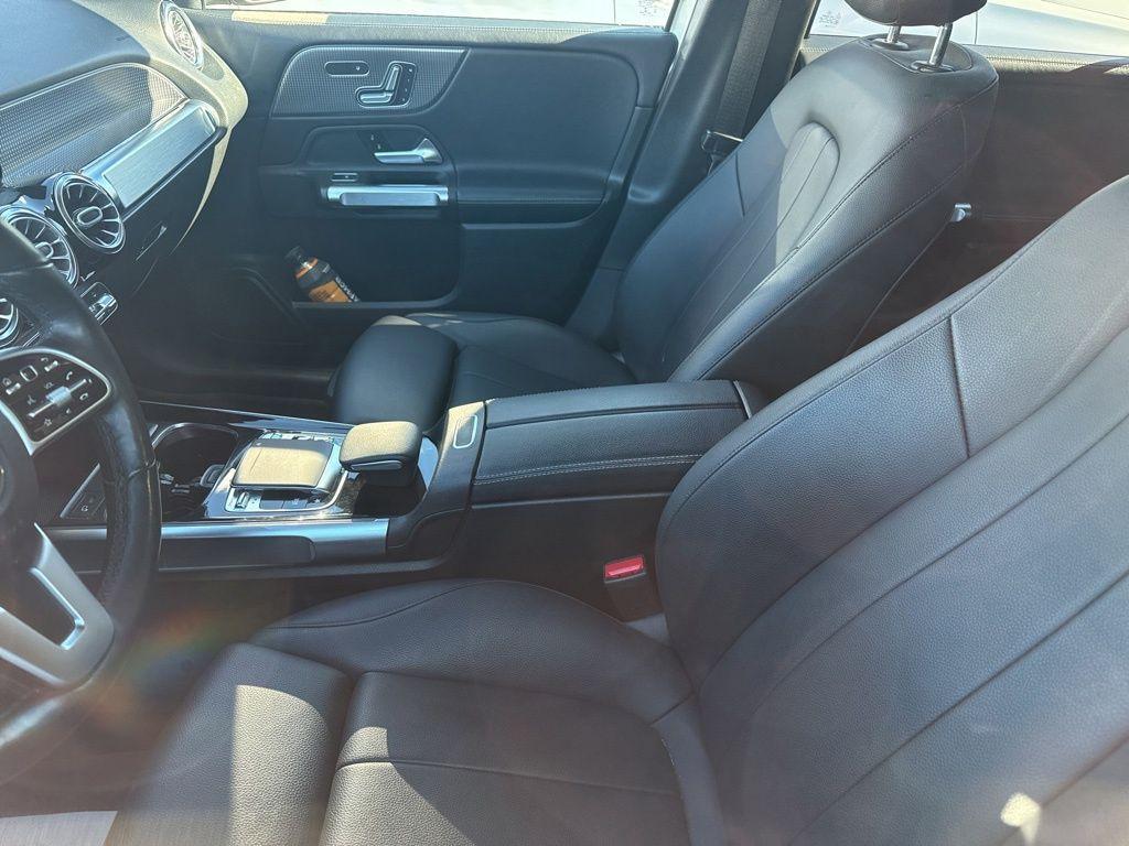used 2020 Mercedes-Benz GLB 250 car, priced at $24,995
