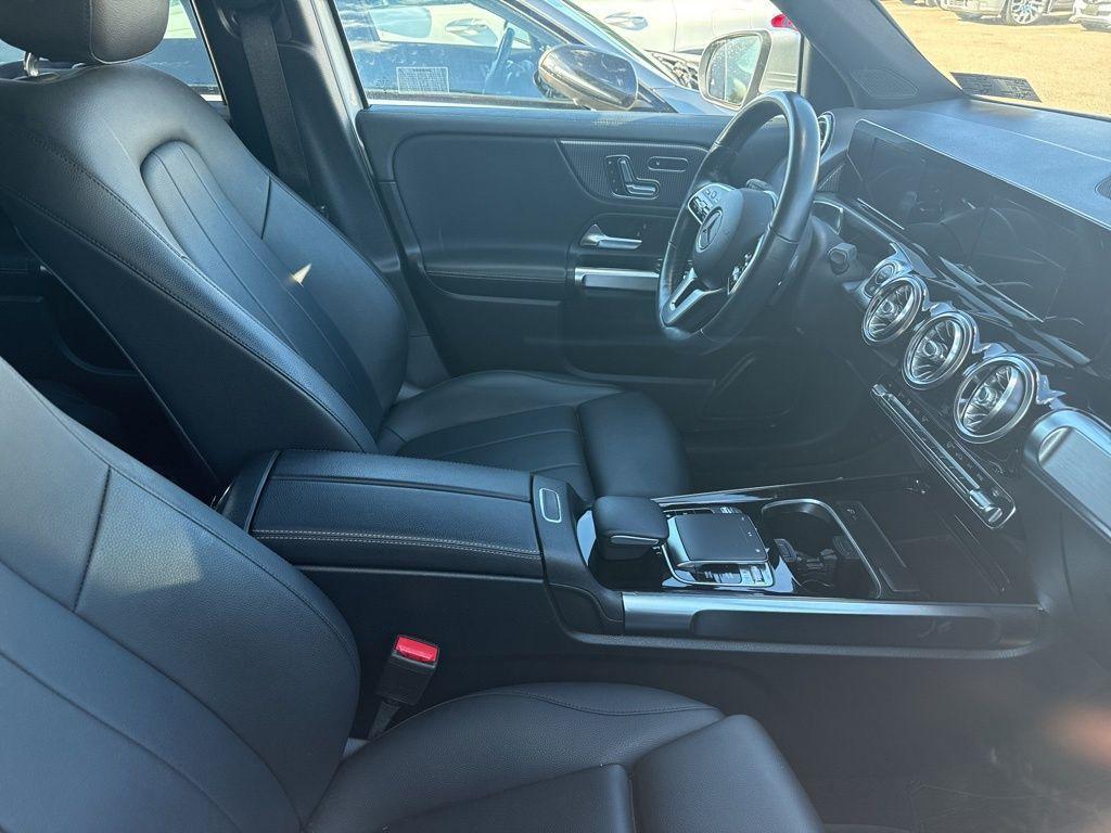 used 2020 Mercedes-Benz GLB 250 car, priced at $24,995