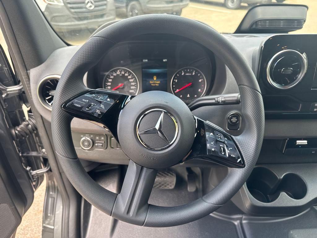 new 2025 Mercedes-Benz Sprinter 2500 car, priced at $71,072