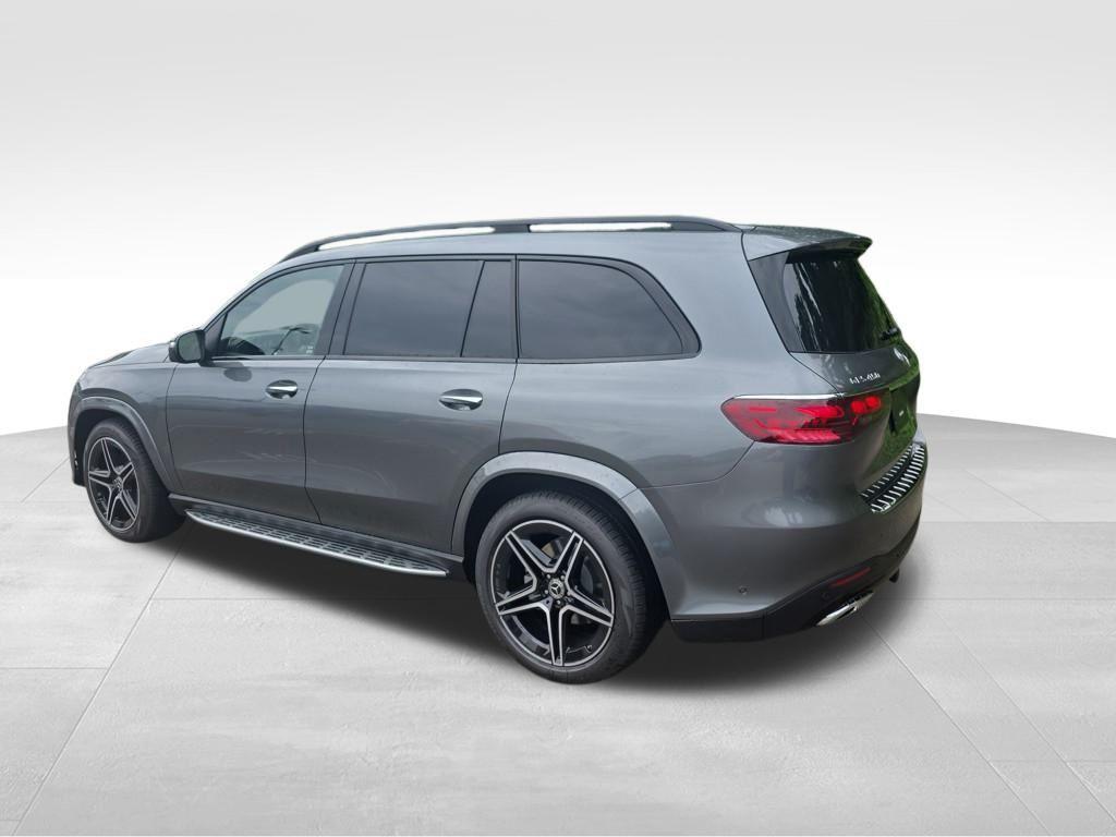 new 2025 Mercedes-Benz GLS 450 car, priced at $102,885