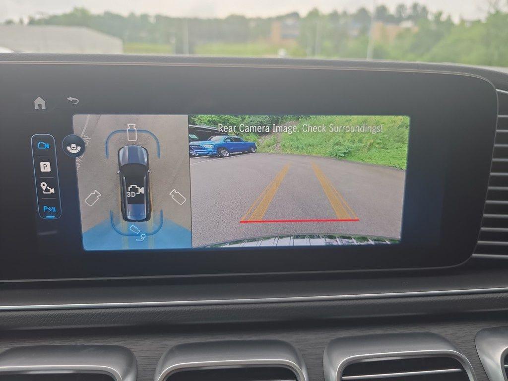 new 2025 Mercedes-Benz GLS 450 car, priced at $102,885