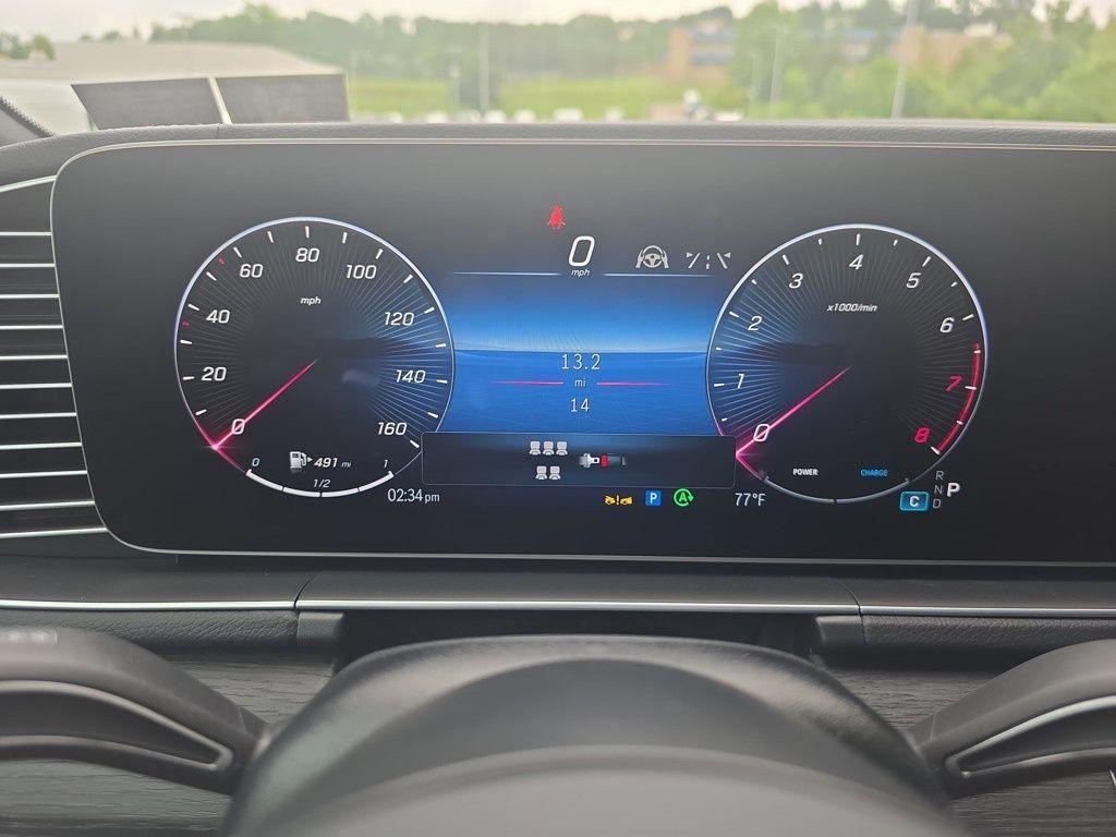 new 2025 Mercedes-Benz GLS 450 car, priced at $102,885