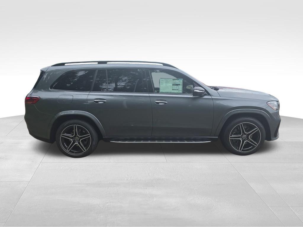 new 2025 Mercedes-Benz GLS 450 car, priced at $102,885