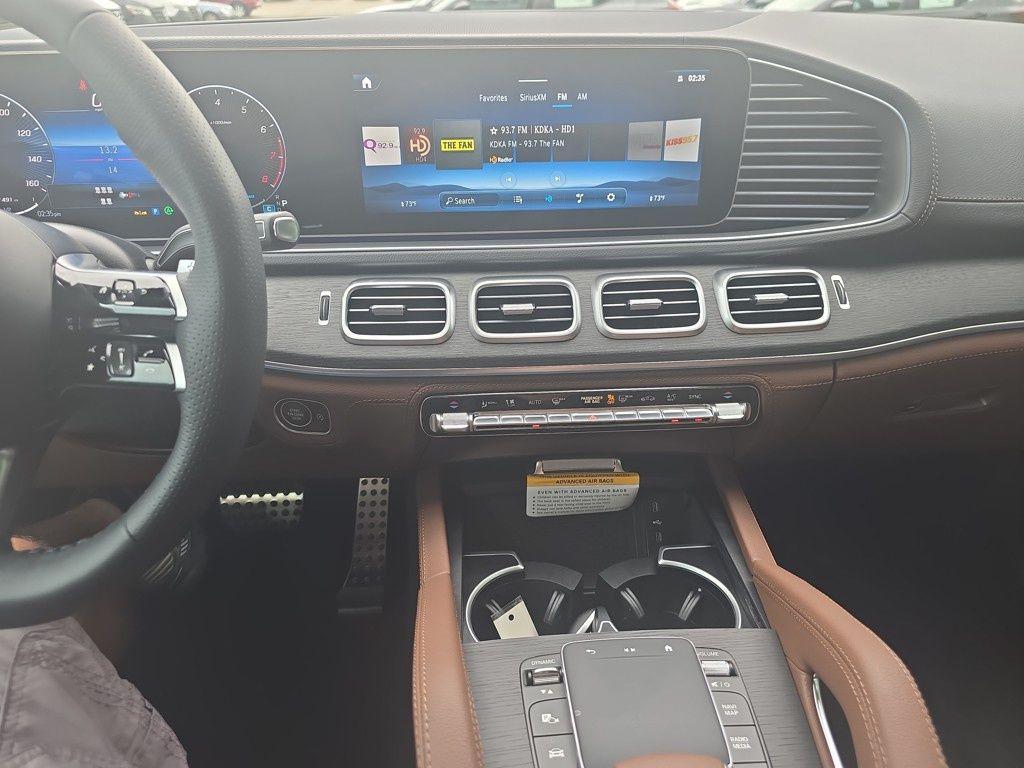 new 2025 Mercedes-Benz GLS 450 car, priced at $102,885